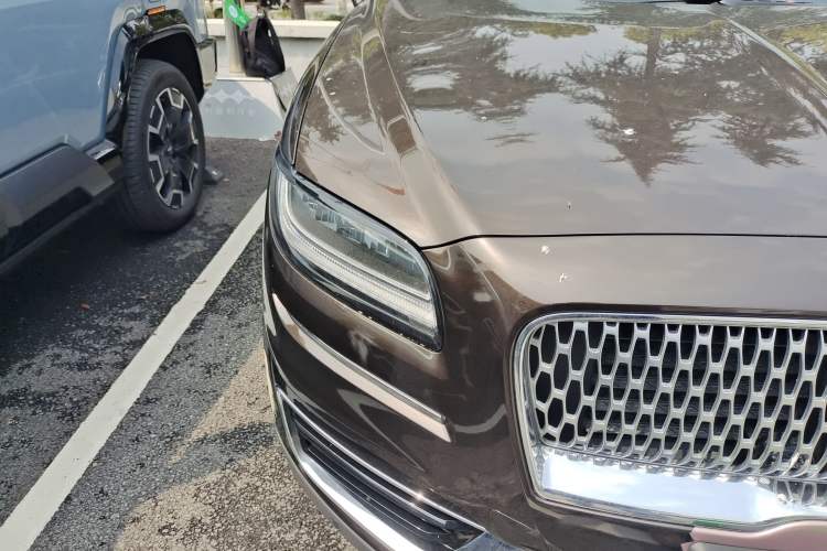 Used Lincoln Nautilus 2019 2.0T Four-Wheel Drive Zunya Edition China VI Standard Right Front Headlight