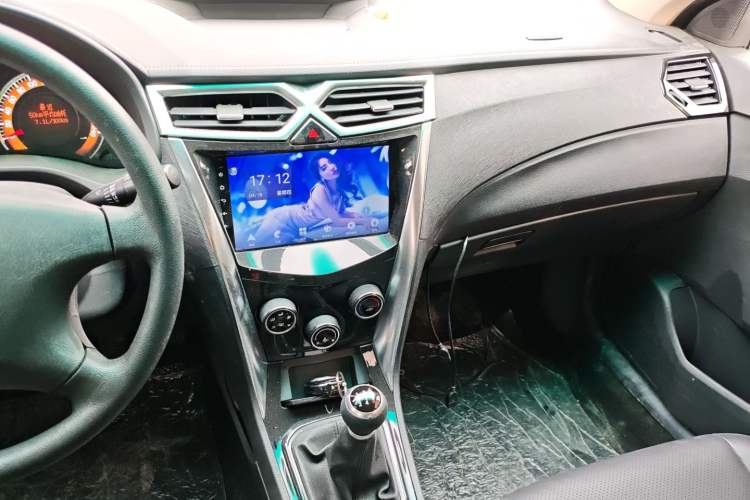 Used BYD F3 2020 1.5L Manual Value Edition Audio And AC Panel