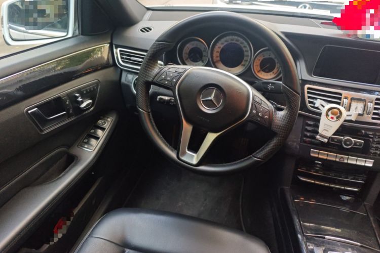 Used Mercedes-Benz E-Class 2014 Restyled E 260 L Sport Edition Steering Wheel