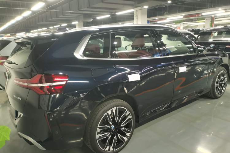 Used BMW X3 2025 xDrive30L Luxury Edition M Sport Package Rear Right 45 Deg