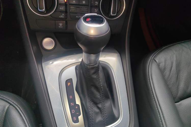 Used Audi Q3 2016 35 TFSI quattro all-wheel-drive style model
