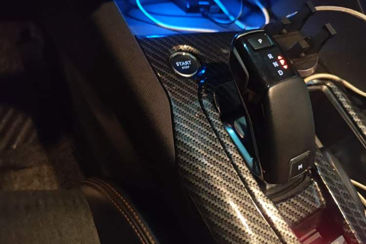 Used Peugeot 5008 2019 350THP 7-Seater Elite Edition Gear Lever