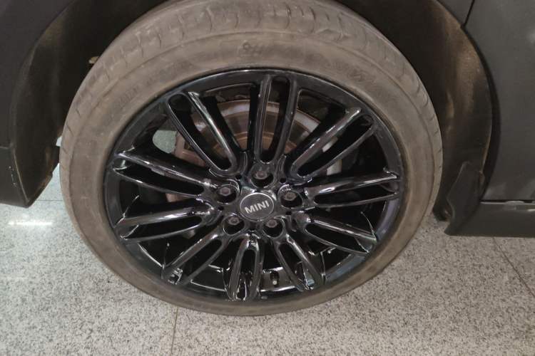 Used MINI MINI 2022 2.0T COOPER S Classic Edition Five-Door Version