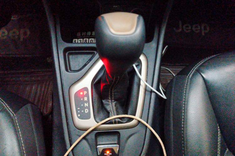 Used Jeep Cherokee 2017 2.0L Superior Edition
