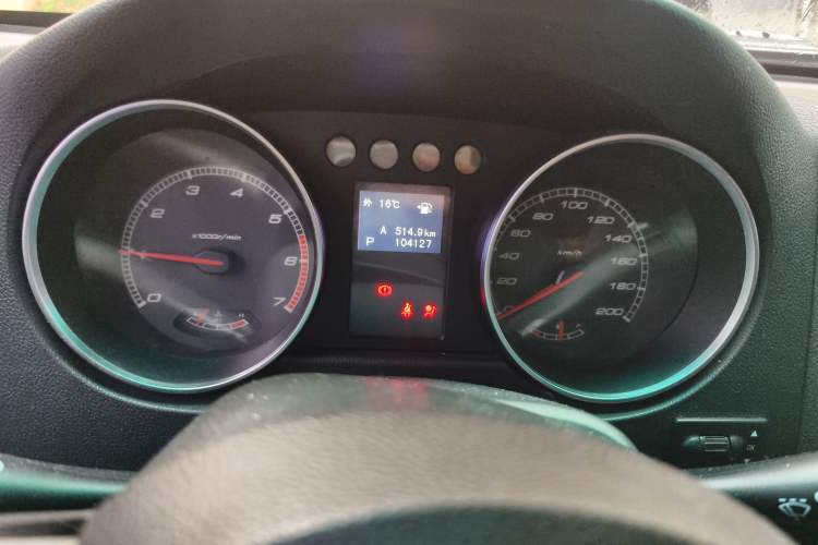 Used BAIC Off-Road BJ40 2016 40L 2.3T Automatic All-Wheel Drive Premium Edition Instrument Cluster