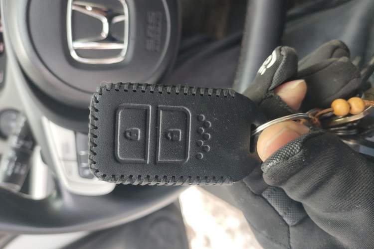 Used Honda LIFE 2021 1.5L CVT CRO-SS Fun Edition