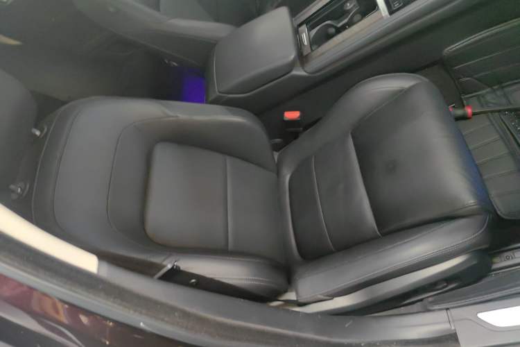 Used Jaguar XFL 2021 XFL 2.0T P250 Two-Wheel-Drive Luxury Deluxe Edition
