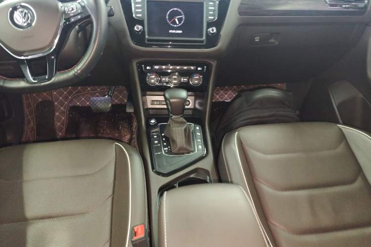 Used Volkswagen Tiguan L 2017 330TSI Automatic Two-Wheel Drive Flagship Edition