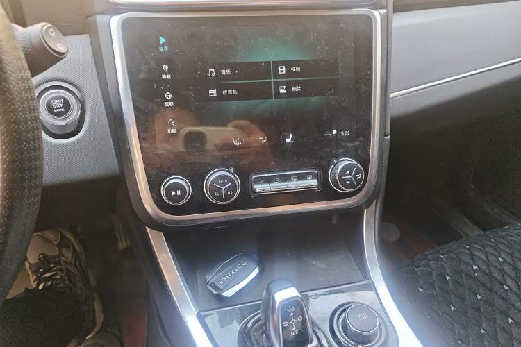 Used Lynk & Co 01 2017 2.0T Four-Wheel Drive Pro Edition Audio And AC Panel