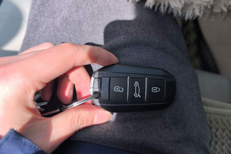 Used Peugeot 508 2011 2.3L Automatic Flagship Edition Vehicle Key