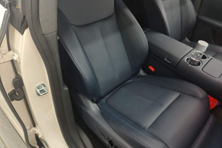 Used VOYAH COURAGE 2025 Model Rear-Drive Qiankun Edition
