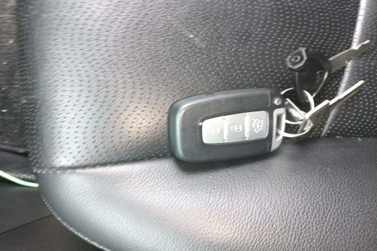 Used Hyundai Elantra (5th Generation / Langdong) 2012 1.6L Automatic Prestige Model