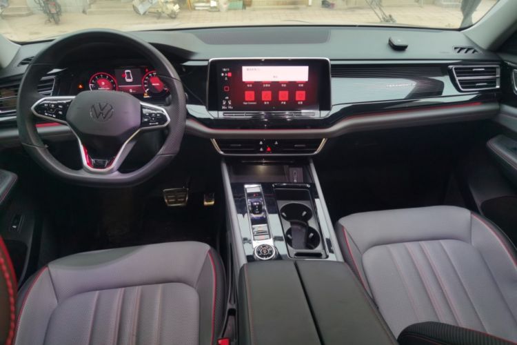 Used Volkswagen Teramont X 2024 380TSI Four-Wheel Drive Prestige Luxury Edition Center Console