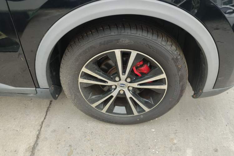 Used SWM X7 2016 1.8L Manual Luxury Edition 7 Seats