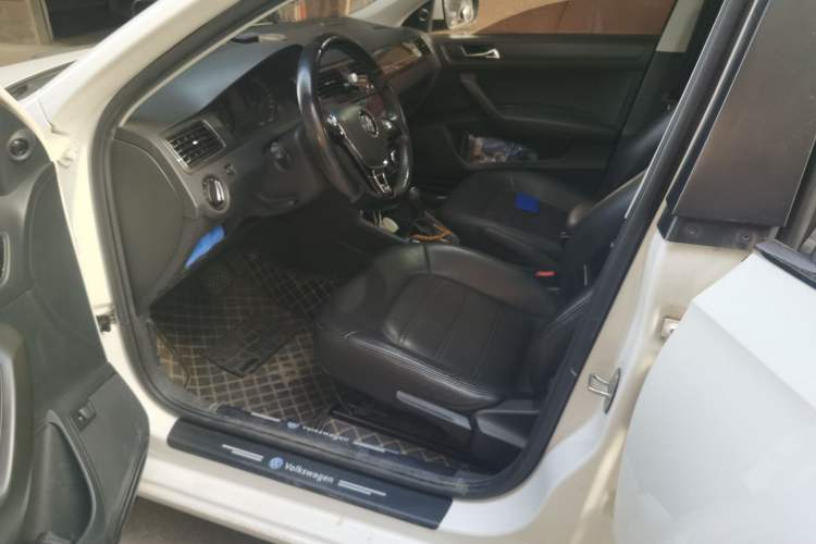 Used Volkswagen Santana 2018 1.5L Automatic Fashion Edition Driver Seat