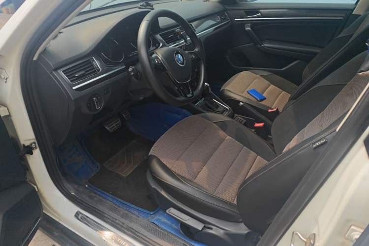 Used Volkswagen C-TREK 2018 1.5L Automatic Comfort Model
