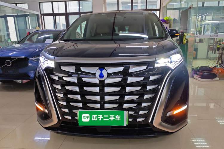 Used Denza D9 2022 DM-i 970 Four-Wheel Drive Flagship Model
