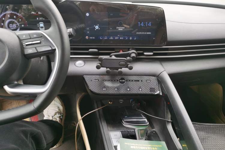 Used Hyundai Elantra 2022 1.5L CVT LUX Prestige Edition