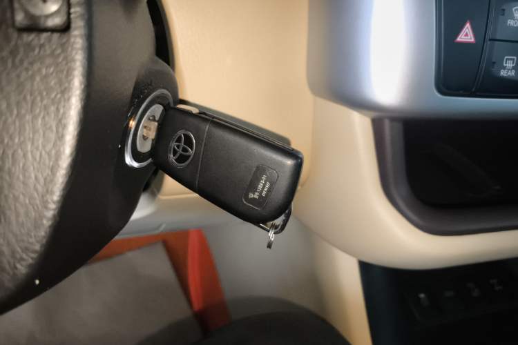 Used Toyota Highlander 2018 2.0T Four-Wheel Drive Elite Edition 7 Seats China VI Standard