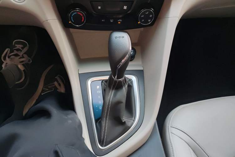 Used Buick GT 2018 15T Dual-Clutch Elite Model China V Standard
