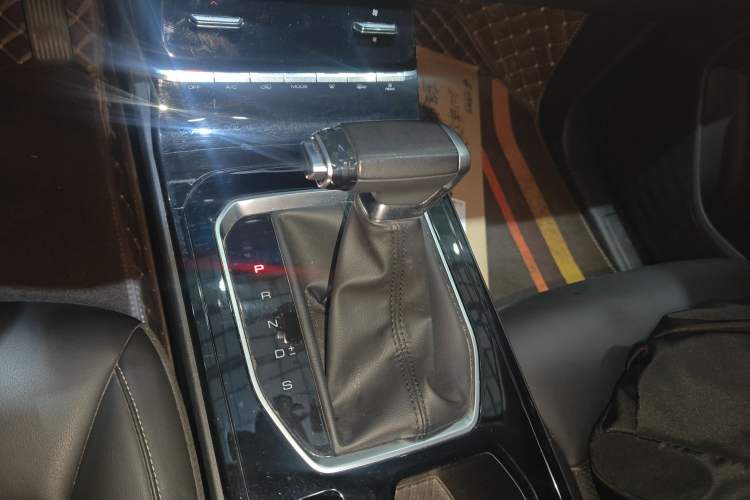 Used Wuling Victory 2020 1.5T CVT Luxury Model
