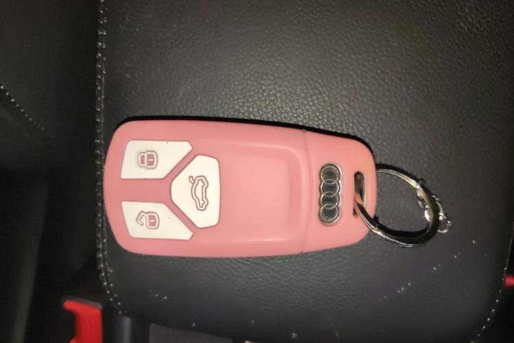 Used Audi A4L 2017 40 TFSI Ambition Edition