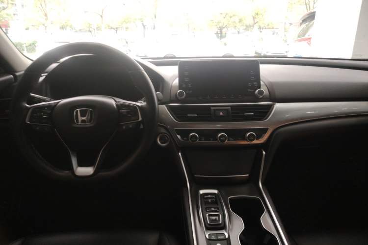 Used Honda Accord 2018 Rui Hybrid 2.0L Rui Ling Version China V Center Console