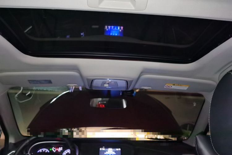 Used Venucia T90 2017 2.0L Manual ZhiShang Edition
