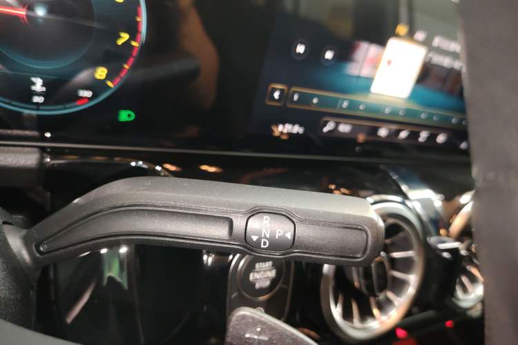 Used Mercedes-Benz GLA 2020 GLA 200 Gear Lever