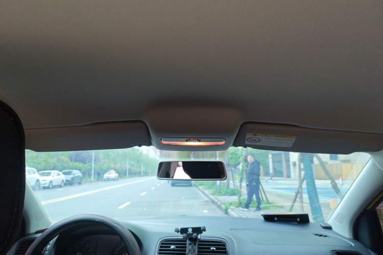 Used Volkswagen Polo 2014 1.4L Manual Fashion Edition