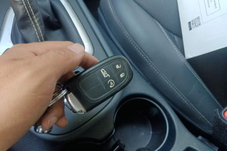 Used Jeep Cherokee 2016 2.4L All-in-One Edition