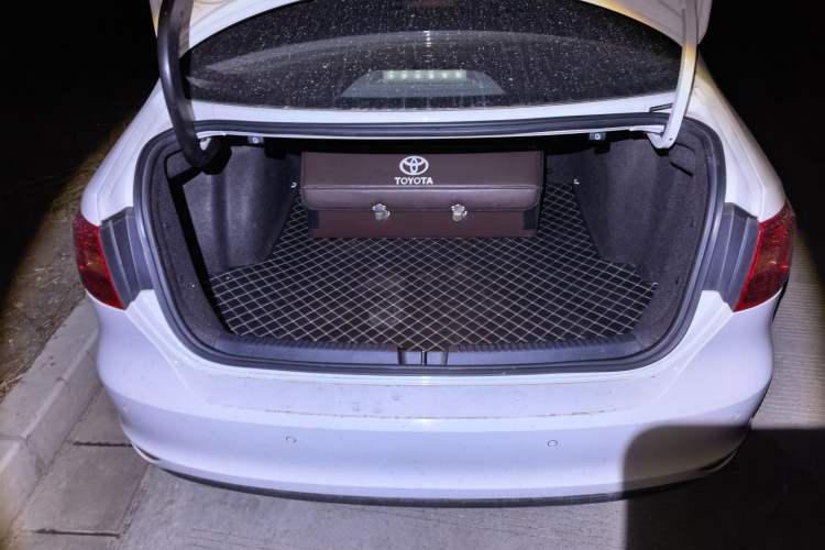 Used Volkswagen Sagitar 2014 Revised Version 1.4TSI Automatic Luxury Edition Trunk