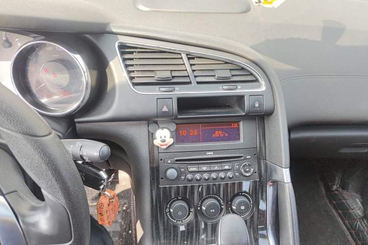 Used Peugeot 3008 2015 1.6THP Automatic Classic Edition