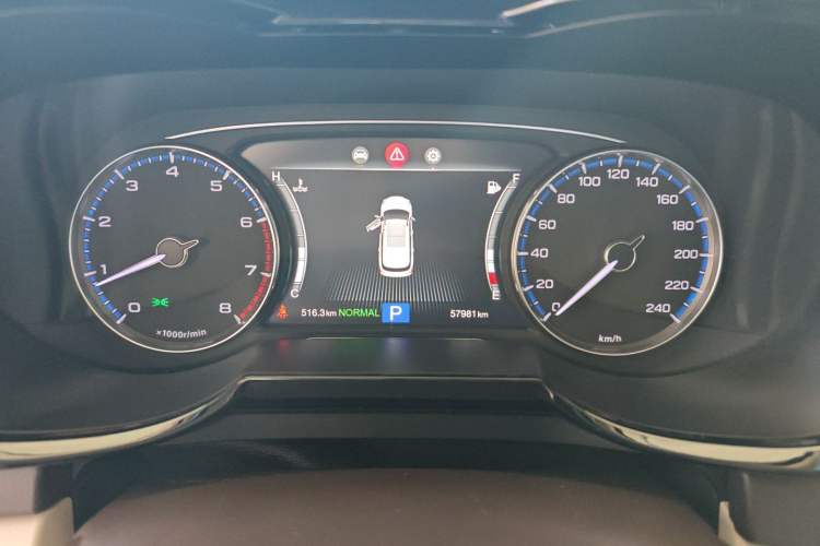 Used GAC Trumpchi GS8 2017 320T Two-Wheel Drive Luxury Smart Connectivity Version (7 Seats)