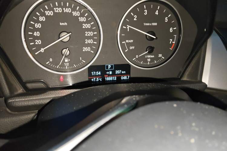 Used BMW 2 Series Active Tourer 2015 218i Leading Model Odometer Close Up