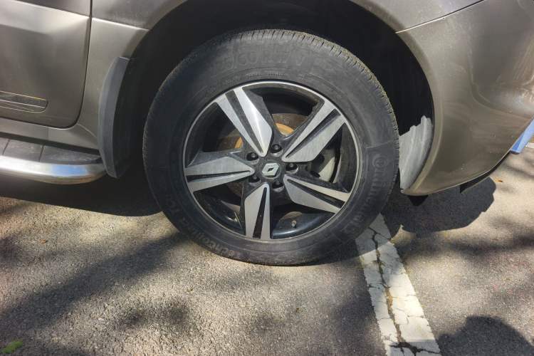 Used Renault Koleos 2014 2.5L 4x4 Comfort Edition