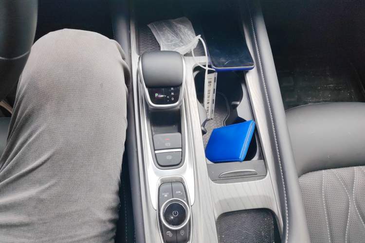 Used Chery Arrizo 8 2024 1.6T DCT Rui Gear Lever