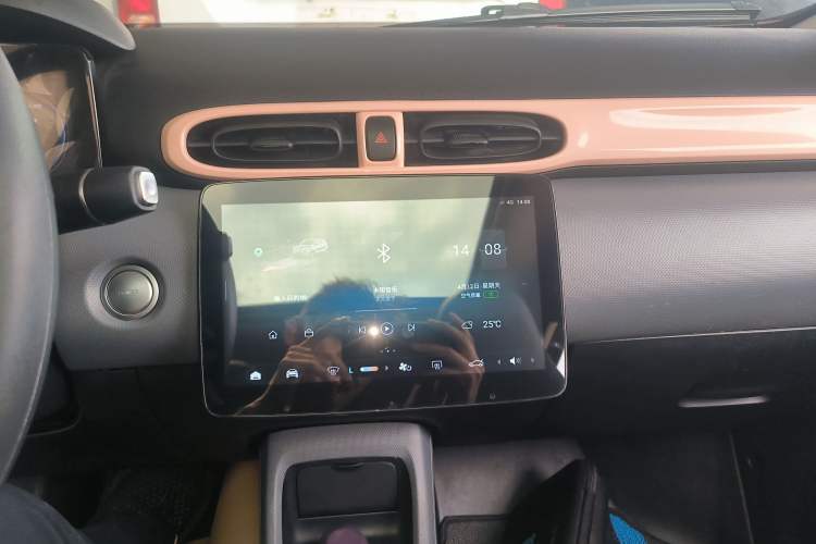 Used Leapmotor T03 2021 400 Comfort Edition Audio And AC Panel