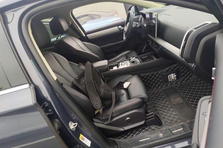 Used BYD Tang New Energy 2019 DM 2.0T All-Wheel Drive Connected Innovation Edition 7 Seats China VI Standard