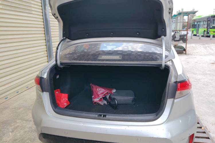 Used Toyota Levin 2021 Dual-Engine 1.8H E-CVT Luxury Edition Trunk