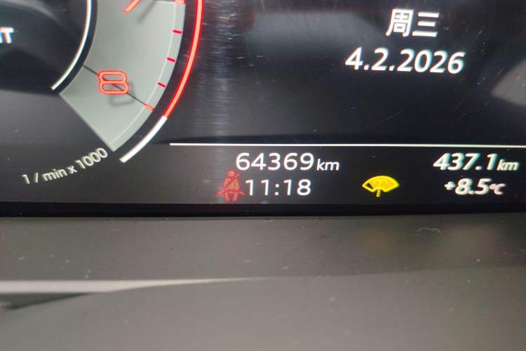 Used Audi A6L 2022 40 TFSI Luxury Dynamic Model Odometer Close Up