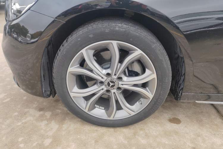 Used Mercedes-Benz E-Class 2022 Second Facelift E 300 L Sport Luxury Edition
