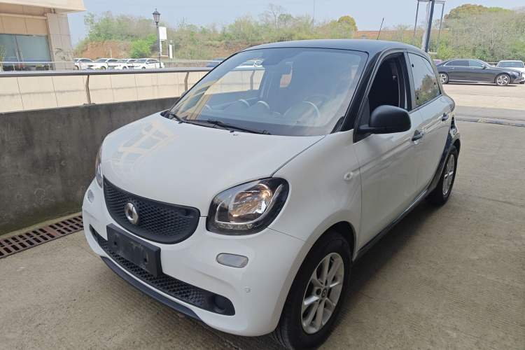 Used smart forfour 2016 1.0L 52 kW Dynamic Edition