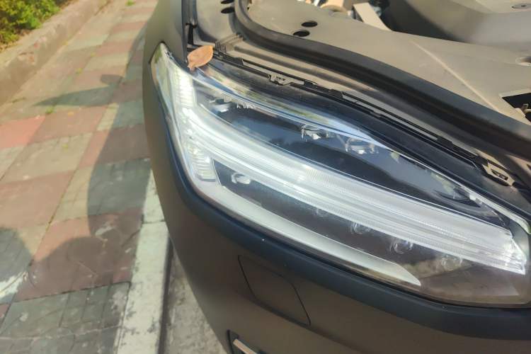 Used Volvo XC90 New Energy 2021 E-Drive Hybrid T8 Luxury Flagship 7-Seater Right Front Headlight