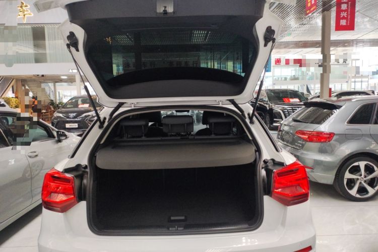 Used Audi Q2L 2018 35 TFSI Fashion Elegant Version China V Trunk