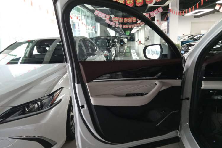 Used Geely Auto Monjaro L 2023 2.0TD High-Power Automatic Two-Wheel Drive Flagship Version