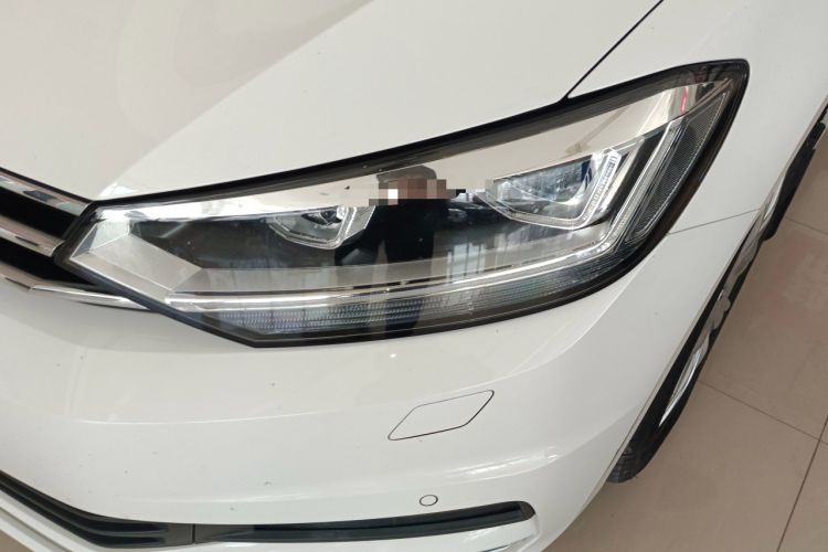 Used Volkswagen Touran 2018 Volkswagen Touran L 280TSI DSG Comfort Edition 7-seater Left Front Headlight