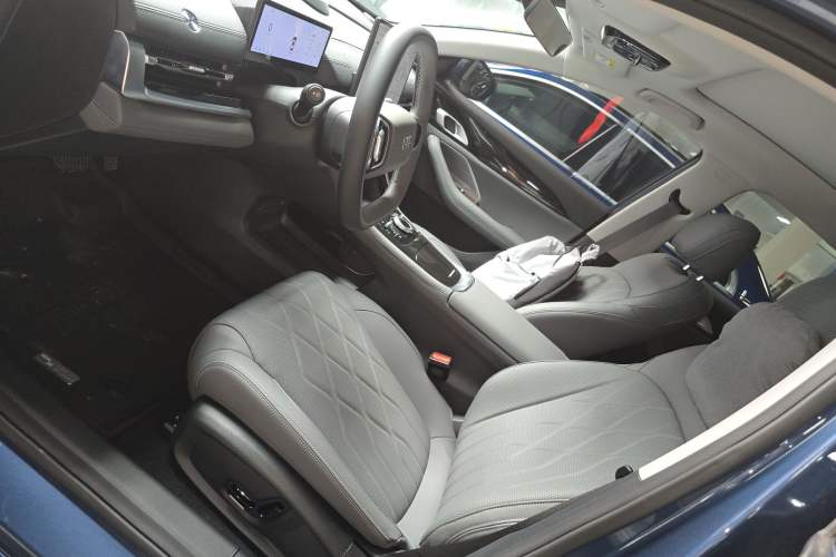 Used Geely Galaxy A7 2025 Model EM-i 150km Starship Edition