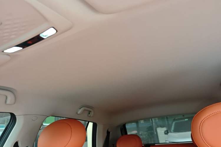 Used JAC Yiwei 3 2023 505 km Championship Edition Headliner