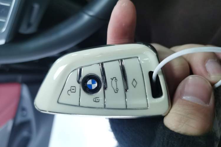 Used BMW 5 Series 2023 530Li Luxury Edition M Sport Package
